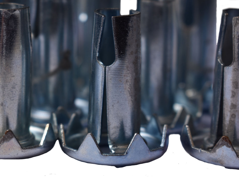 Universal Socket